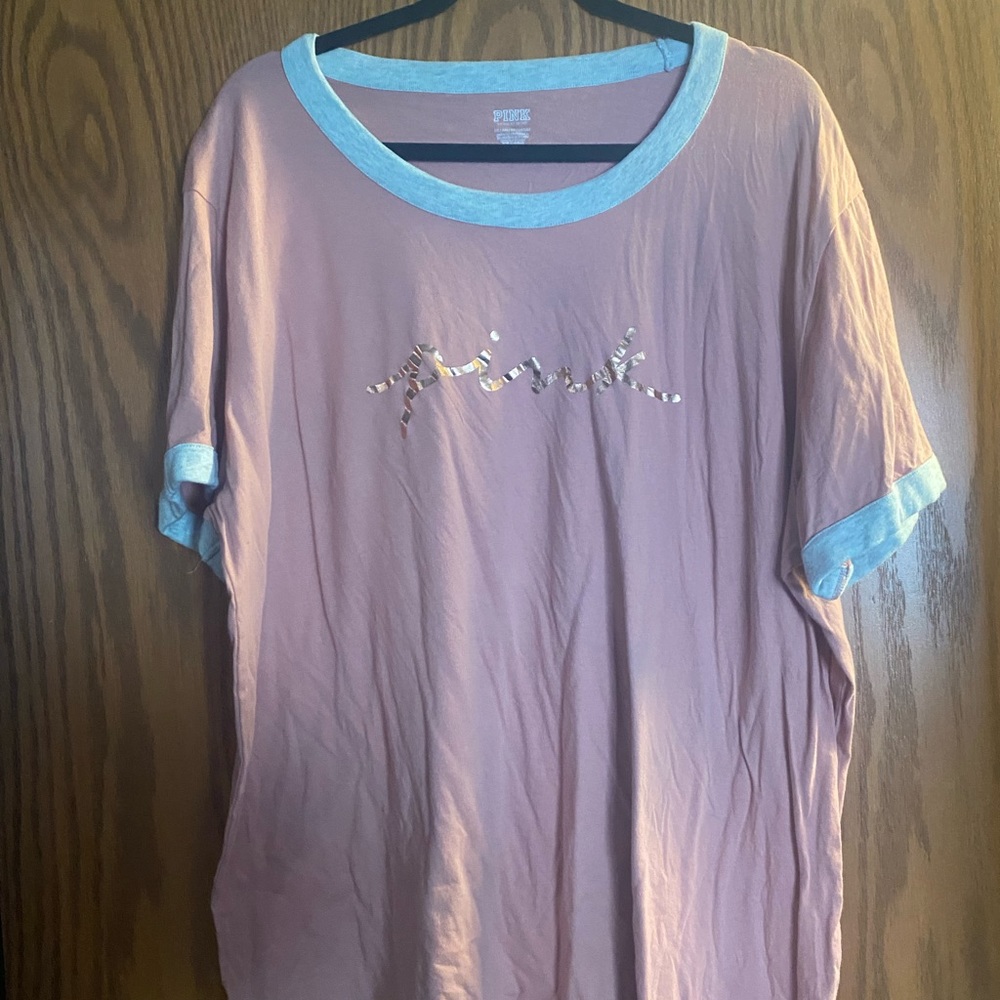 VS pink campus tee xxl